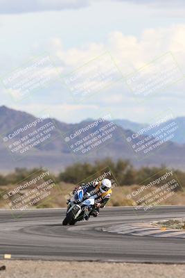 media/Nov-16-2025-Race Pace (Sun) [[8c5fa54630]]/Non Verified Riders (1st 20 Minutes)/5-Turn 15 (110pm)/